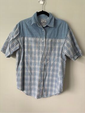 Andrew's Blues Vintage Chambray Snap Button Top
